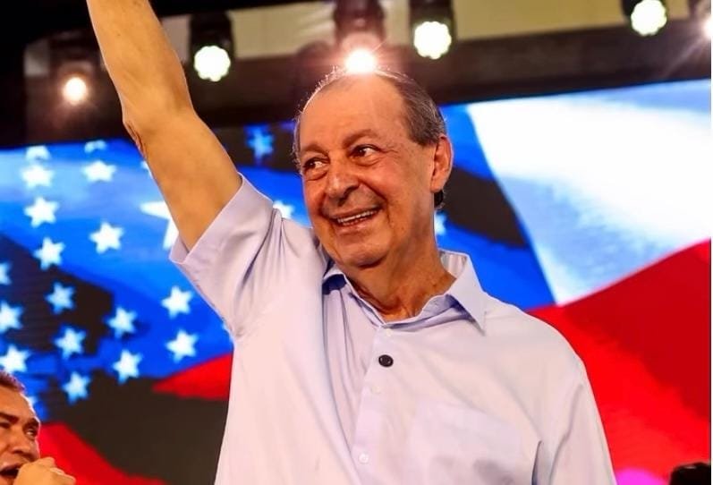 Omar Aziz lidera 12 pesquisas pós-convenção e abre 8,6 pontos sobre segundo colocado no Amazonas