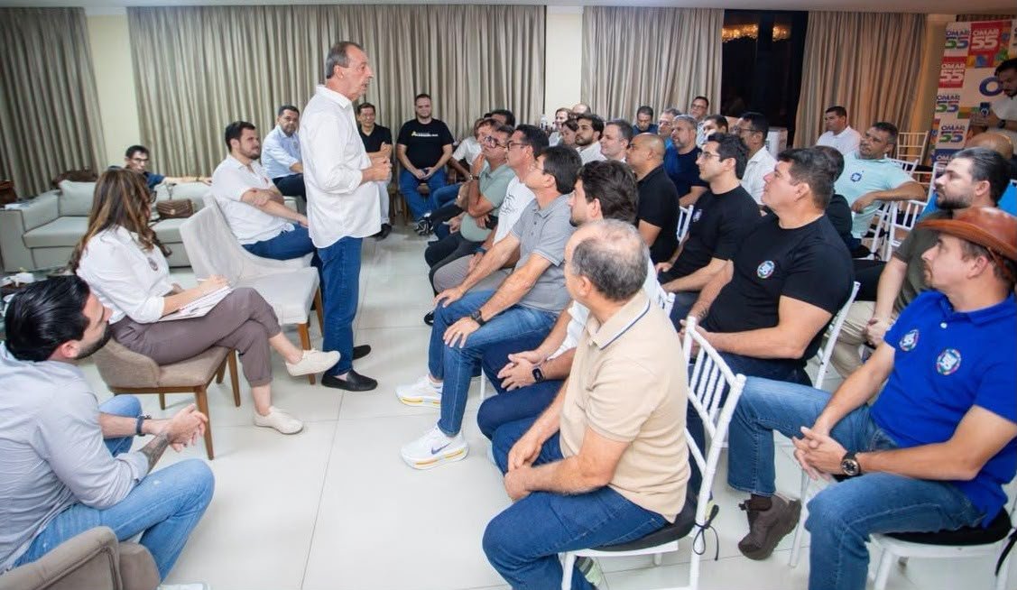 Omar Aziz anuncia apoio de 37 vereadores de Manaus após reunir prefeitos dos 62 municípios do Amazonas