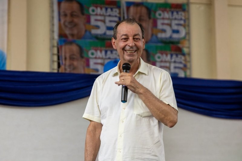 Omar fecha o mapa político do Amazonas e conquista apoio dos 62 prefeitos no segundo turno