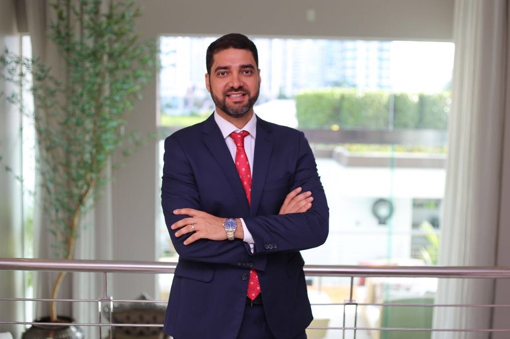 Advogado Francisco Charles Garcia enfrenta novas denúncias de assédio sexual em Manaus