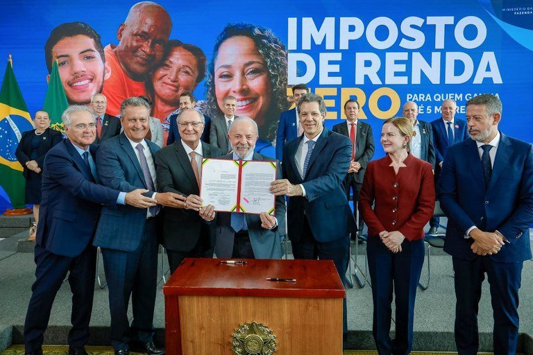 Ampliação da Isenção do Imposto de Renda Beneficia 118,2 mil Contribuintes no Amazonas