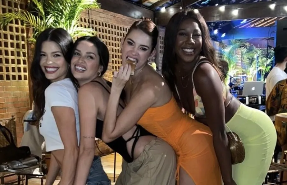 Ana Clara comemora 26 anos em festa com Juliette, Vitória Strada e mais personalidades. Veja fotos