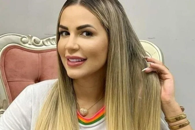 Deolane Bezerra solta indireta após divulgar jogos de azar