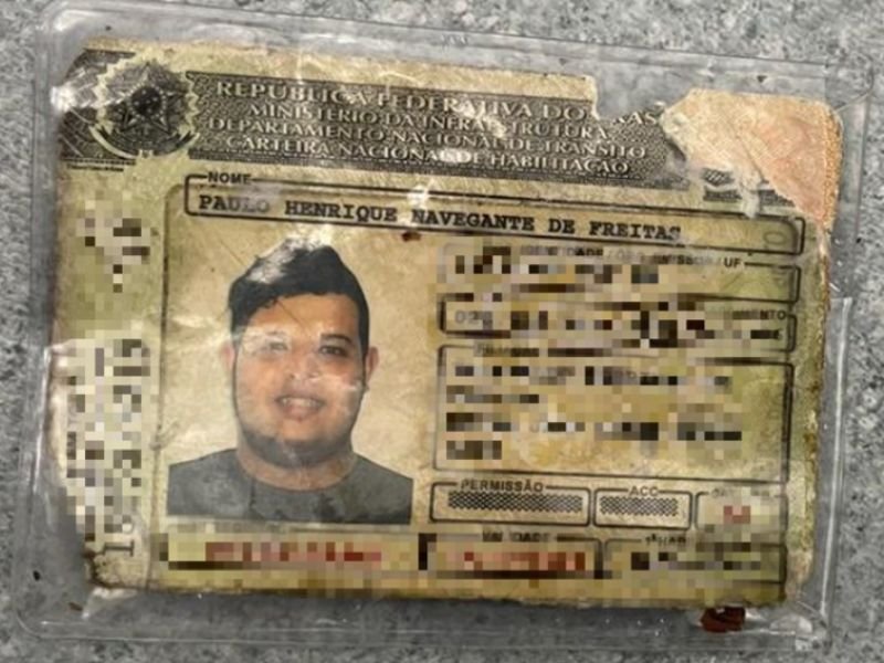 Jovem morre após ser atropelado enquanto empurrava moto na chuva em Manaus