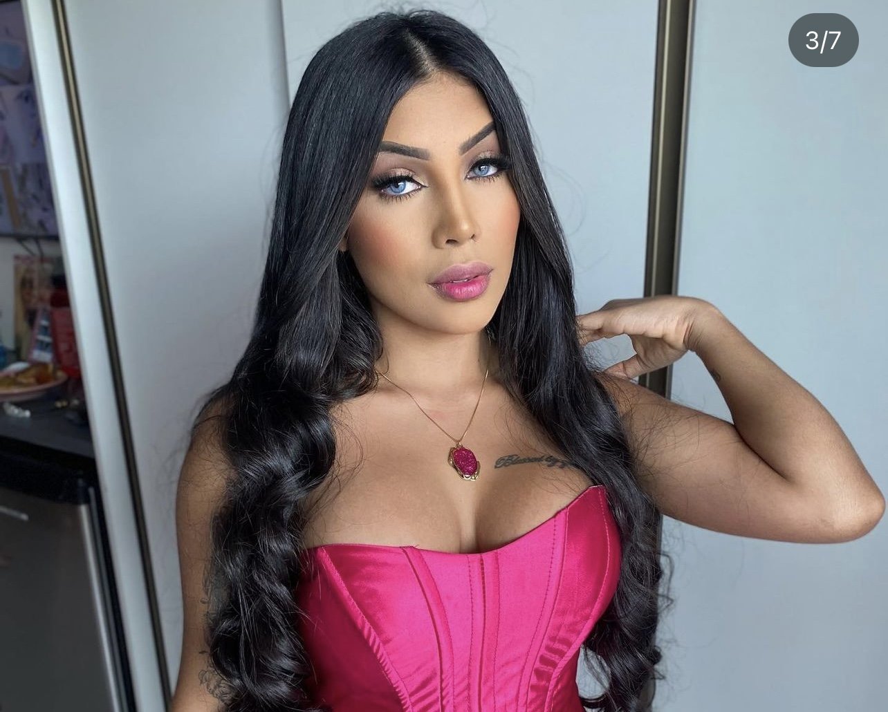 LILI Cantou – Isabelly Aurora ficará em prisão domiciliar por causa do filho pequeno