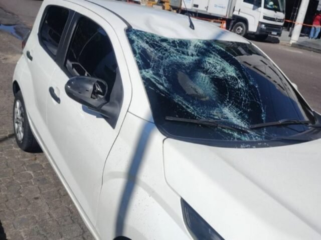 Motorista de App tem carro roubado e é atrop3lado por dupla em Manaus