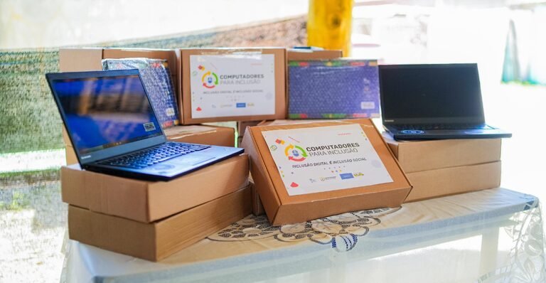 Programa ‘Computadores para Inclusão’, do Ministério das Comunicações, doa 121 máquinas para o Amazonas em 2024