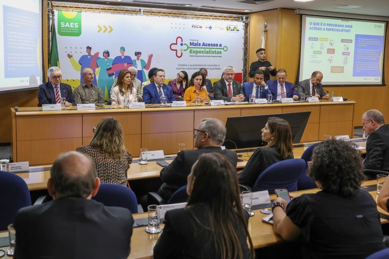 Saúde: Governo Federal investirá R$ 1 bilhão para ampliar consultas e reduzir tempo de espera
